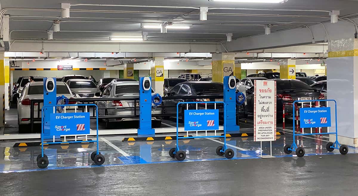 Delta AC MAX Chargers Were Imported into 3 Shopping Malls in Bangkok and Nonthaburi