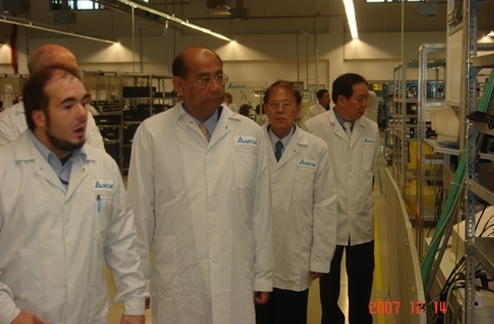 Deputy Prime Minister Kosit Panpiemras visits Delta Europe